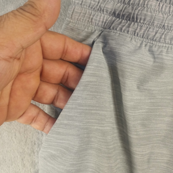 Lululemon Pace Breaker Athletic Shorts Mens Medium 9" Inseam Lined Heather Gray - Picture 2 of 15